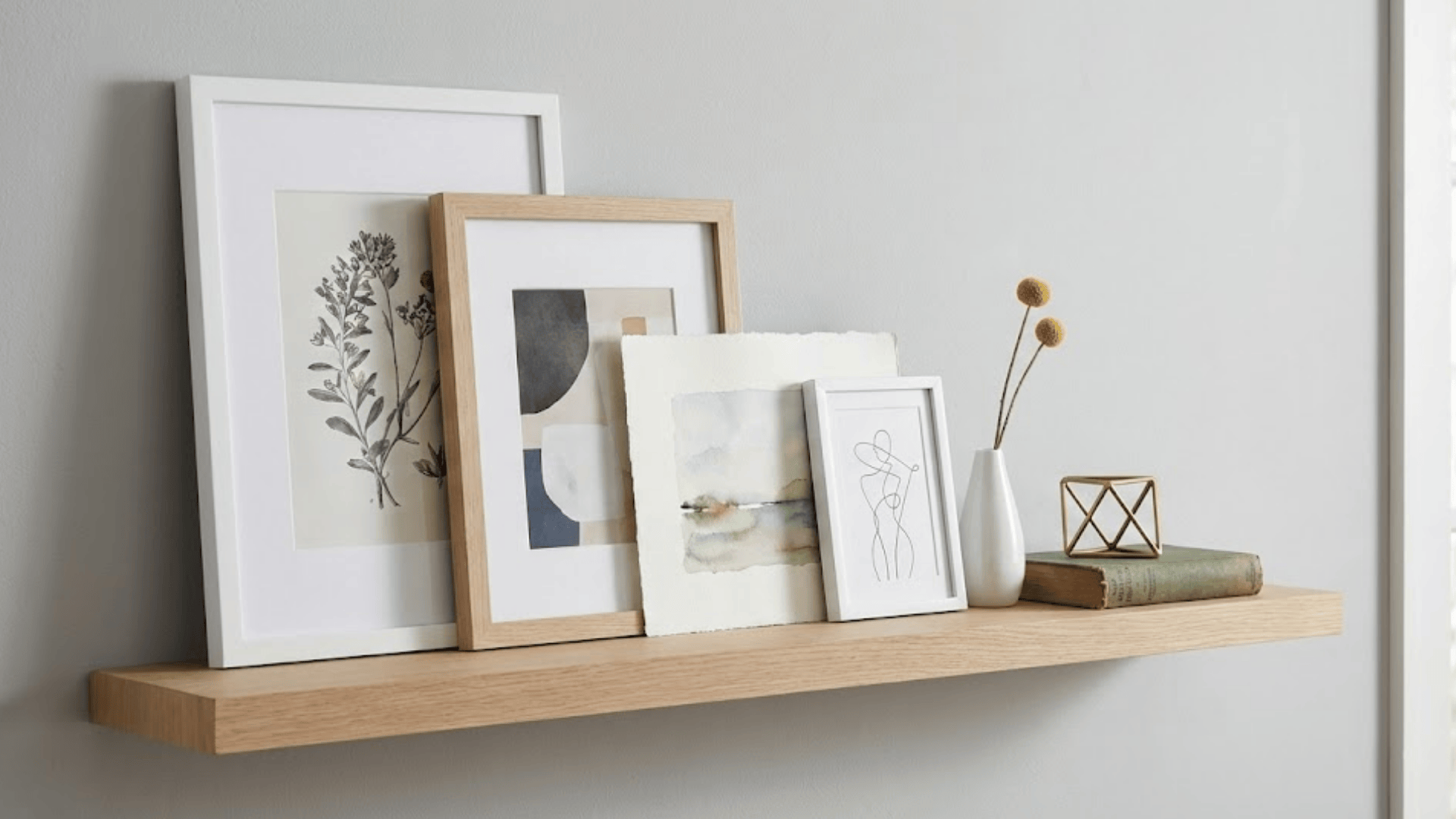 DIY gallery ledge