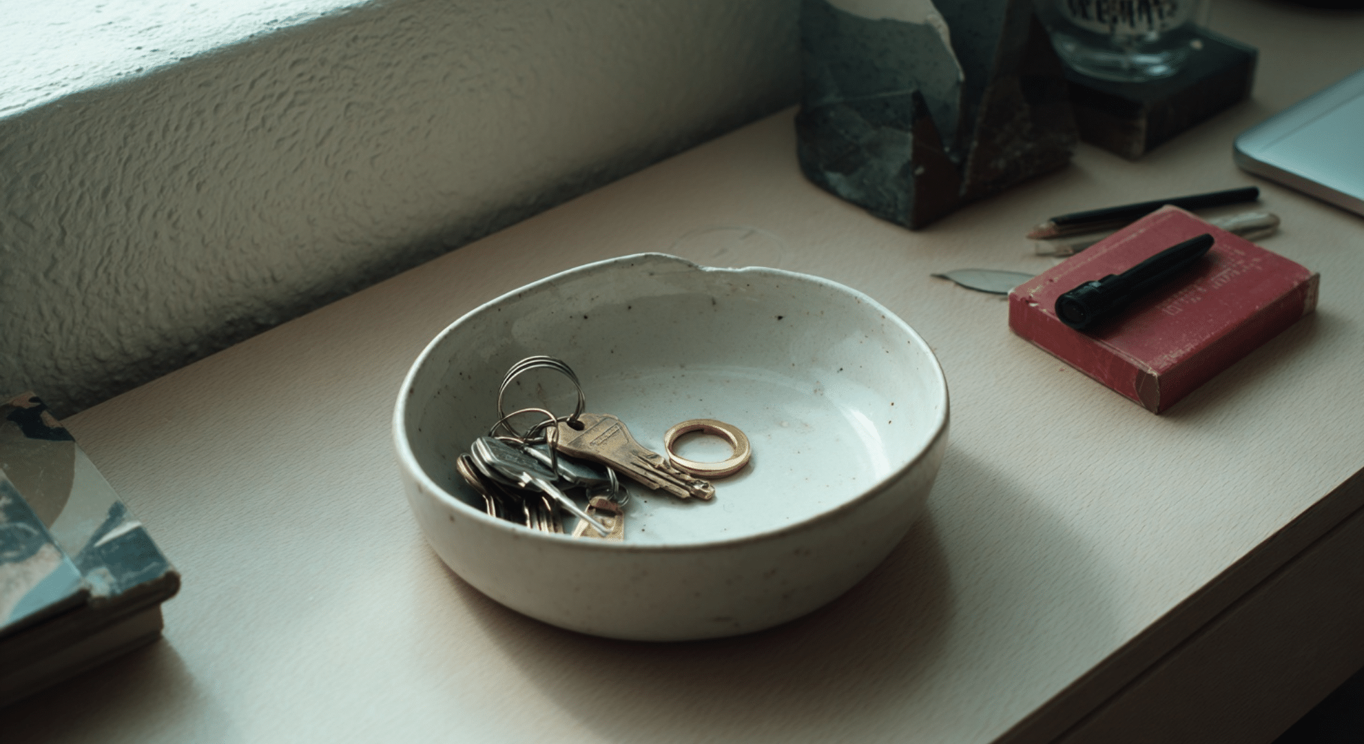 use a catch all dish for small daily items