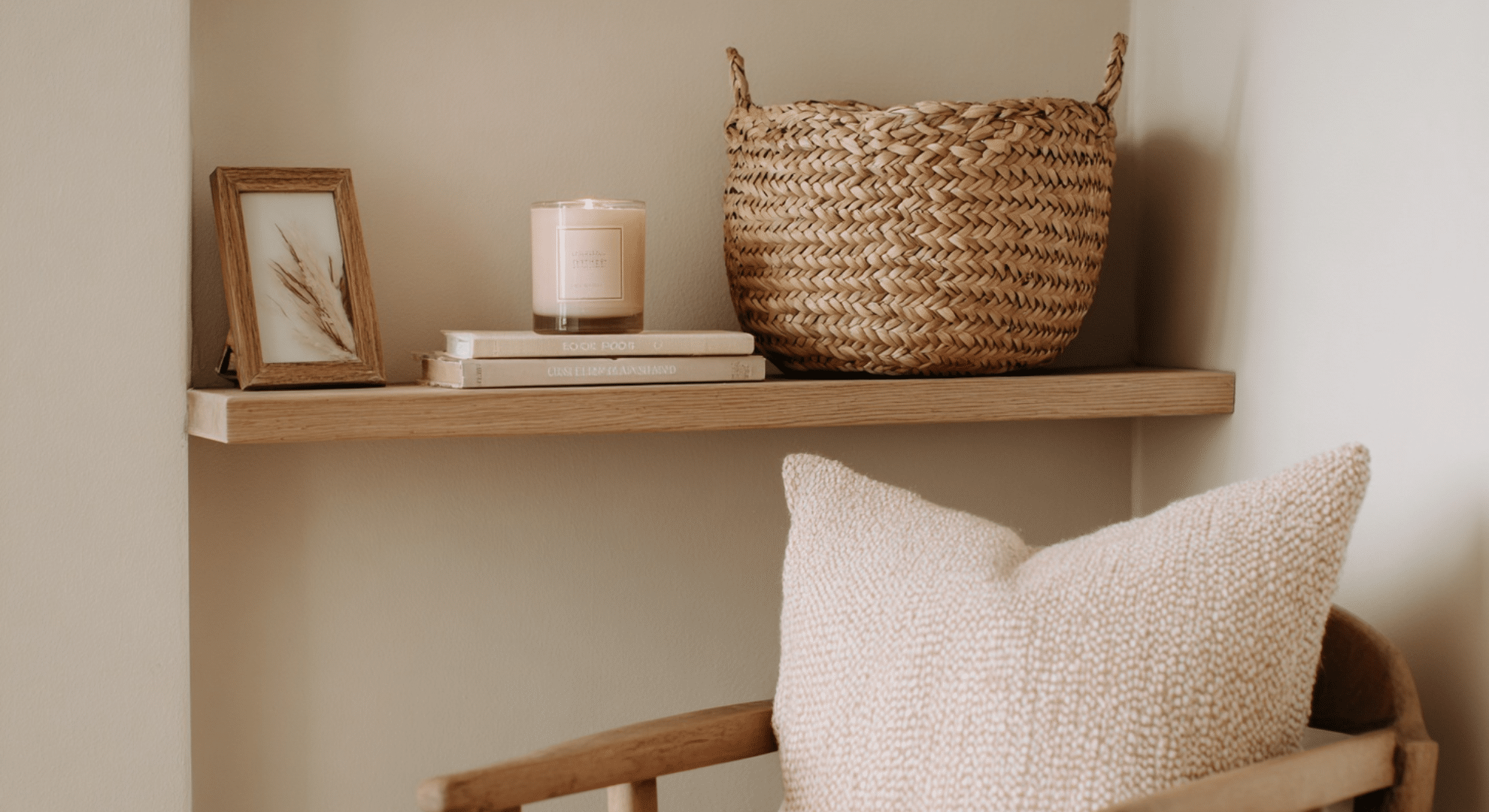 valentine decor that can stay up after february