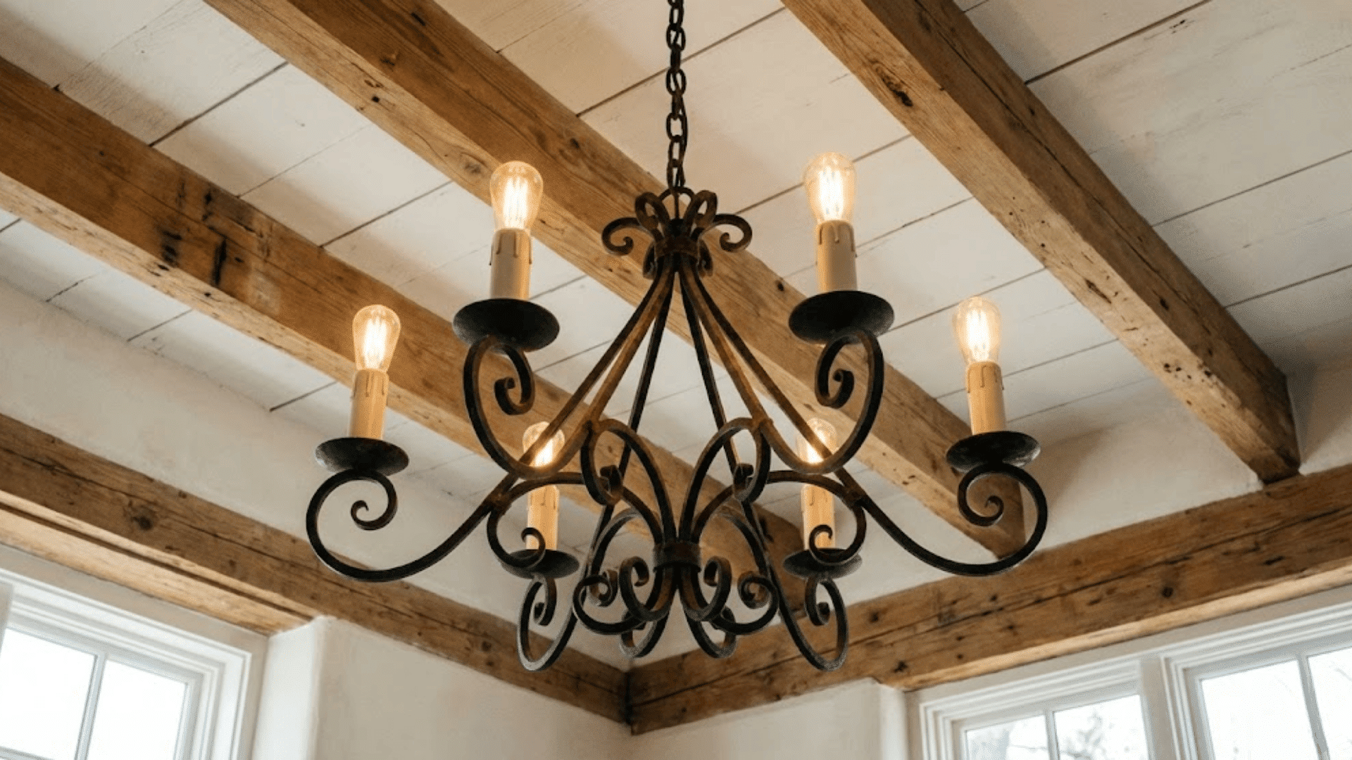 vintage chandeliers rustic lighting