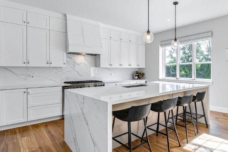 Why These White Range Hoods Are the Perfect Indoor and Outdoor Design Upgrade