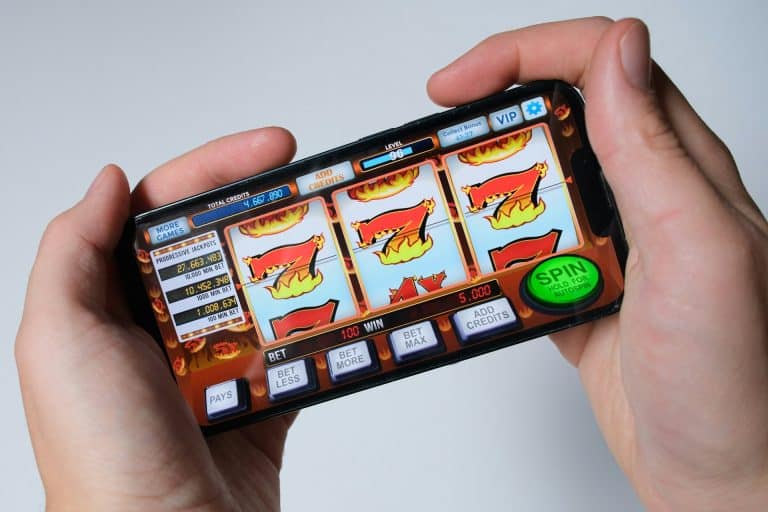 The Habit Loop Behind Daily Gambling Apps