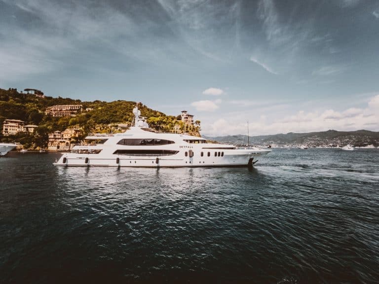 Superyacht-Inspired Outdoor Living: How to Make a Patio Feel Calm, Private, and Luxurious